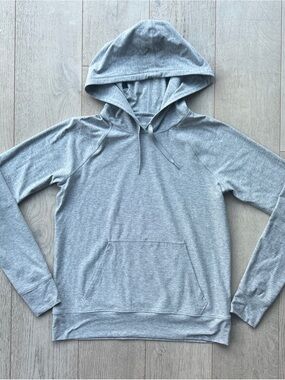Outdoor Voices Women’s Size L Cloud Knit Lightweight Pullover Hoodie Gray